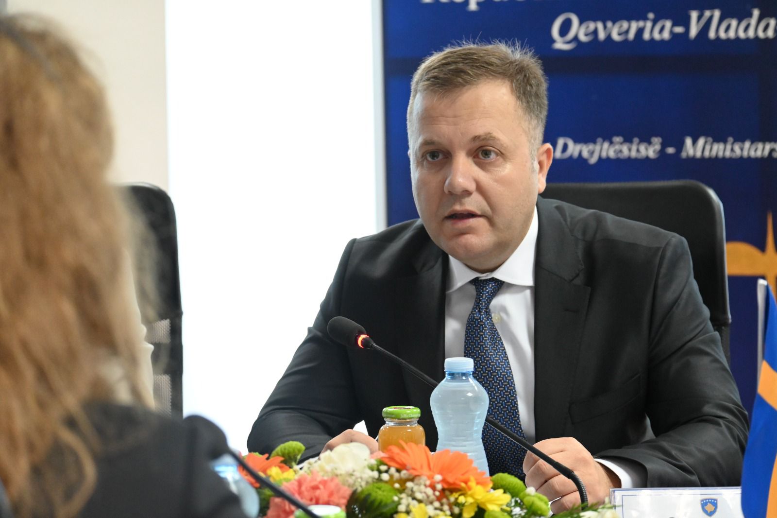 Zëvendësministri Sallahu priti në takim delegacionin nga Mbretëria e Suedisë