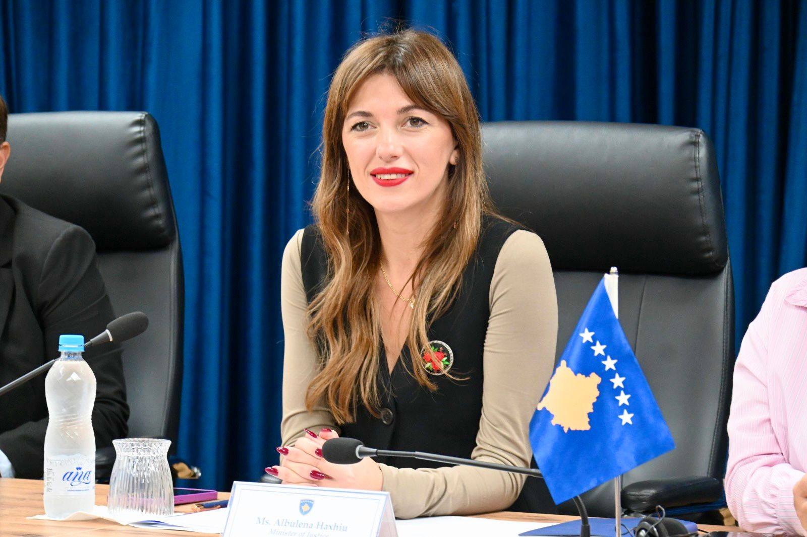 Ministarka Haxhiu je na sastanku primila šefa Odeljenja za saradnju u Nemačkoj Ambasadi Danijela Alkera