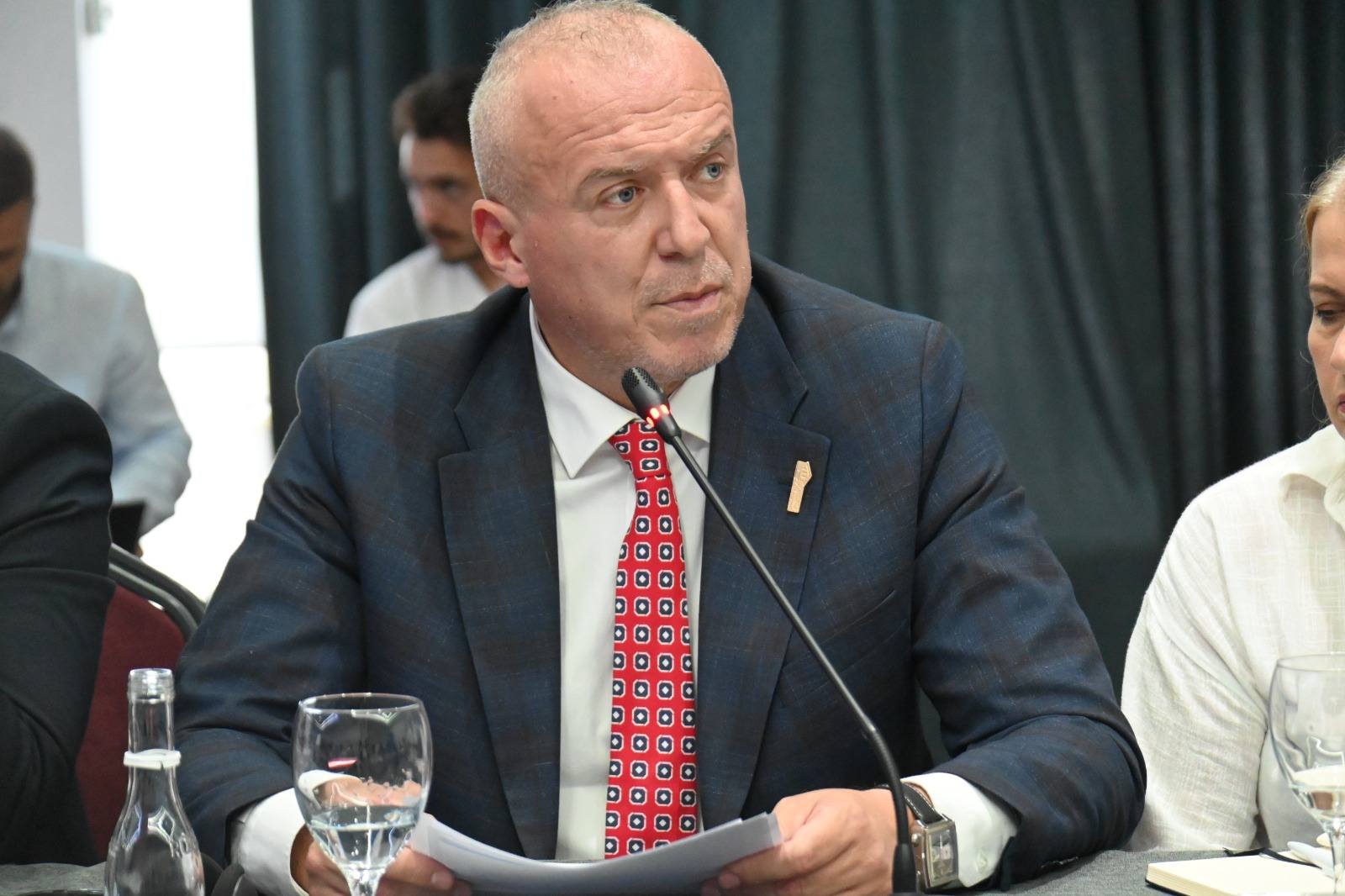 Zamenik ministra Qorolli: Tranziciona pravda i međunacionalna integracija su moralne, istorijske i pravne obaveze za našu demokratiju i mir