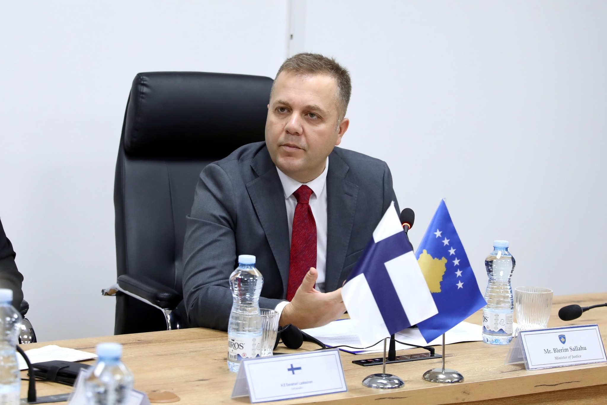 Sallahu primio je na sastanku delegaciju Odbora za zakone Parlamenta Finske