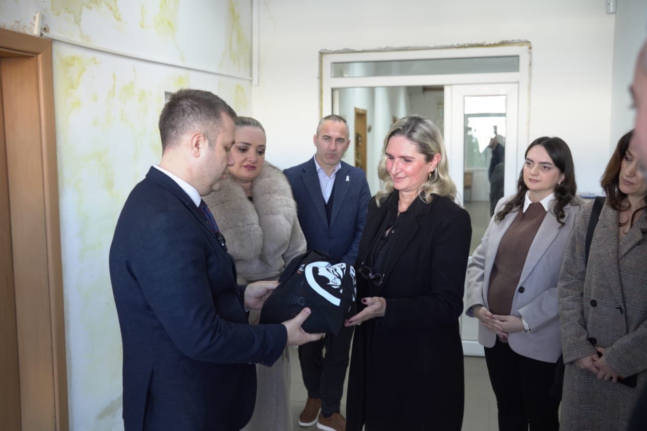 Minister Sallahu visited the Center for Social Affairs in North Mitrovica