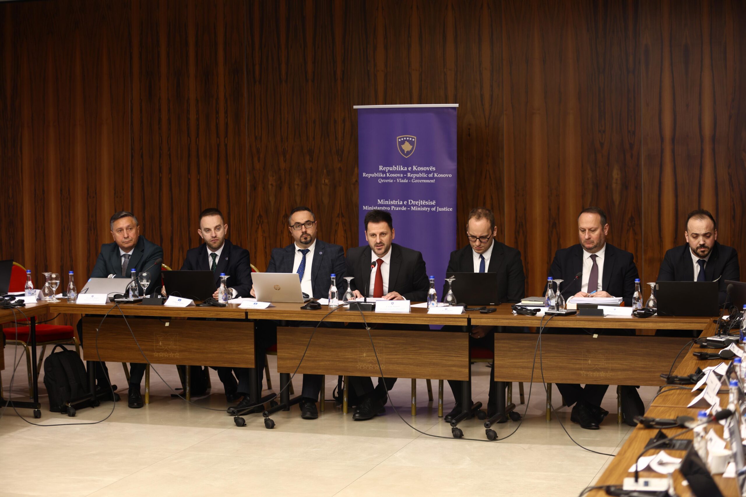 Mblidhen akterët e sistemit të drejtësisë për finalizimin e Reformës në Drejtësi