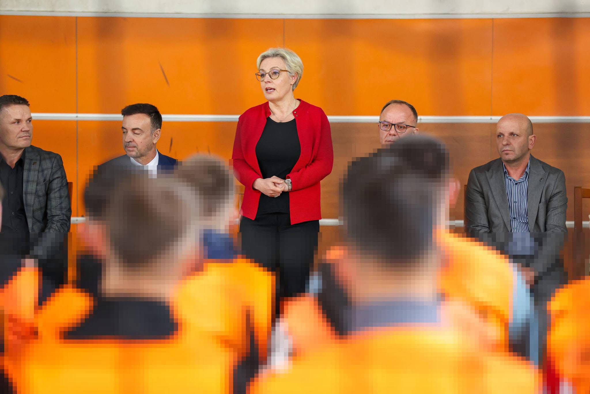 Ministrja Gërvalla mori pjesë në ceremoninë përmbyllëse të programit “Future Makers” në Qendrën Korrektuese për të Miturit në Lipjan