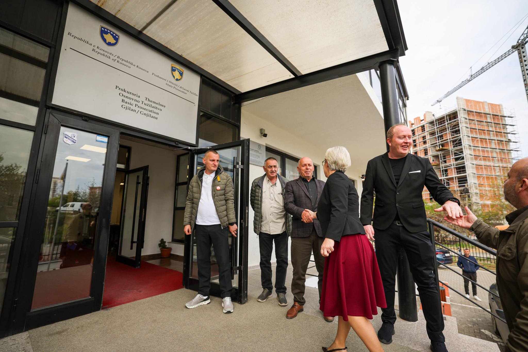 Ministrja Gërvalla vizitoi Zyrën Rajonale për Ndihmë Juridike Falas në Gjilan: "ANJF si një ndër mekanizmat kyç për sigurimin dhe garantimin e qasjes së barabartë në drejtësi për të gjithë qytetarët"