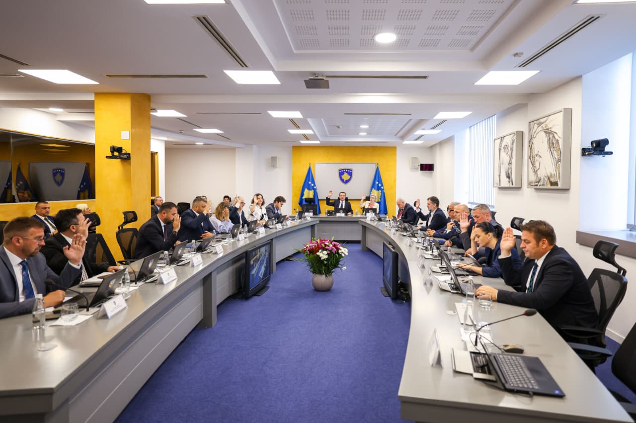 Miratohen dy Propozim-Vendime për pezullimin e përkohshëm të akteve të Odës së Avokatëve të Kosovës
